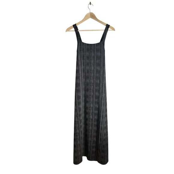 Athleta Arrival Maxi Dress Amara Stripe Black White Athleisure Size Medium - Picture 2 of 7